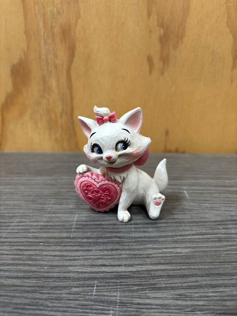 Jim Shore Disney Traditions - Aristocats - Marie Holding Heart