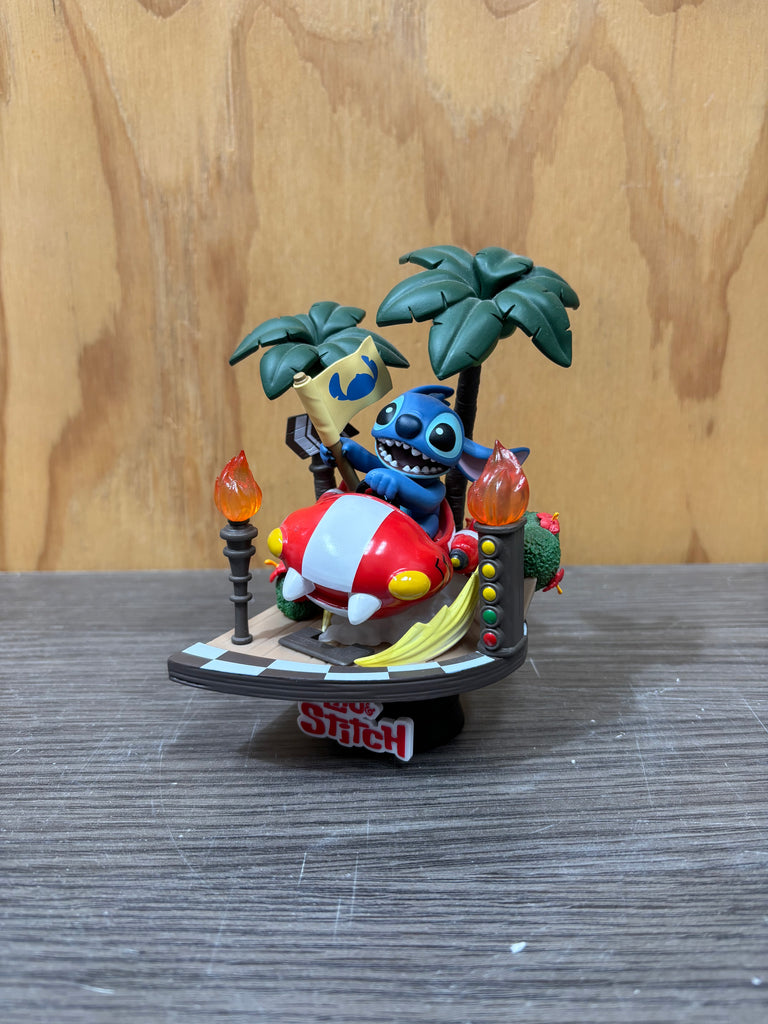 Beast Kingdom D Stage - Disney Lilo & Stitch - Stitch Racing Car