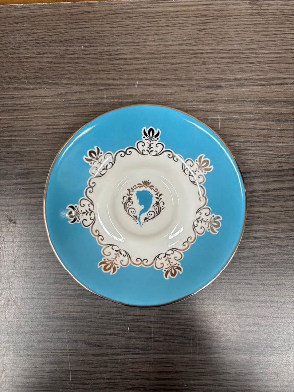English Ladies Frozen - Elsa - Cup and Saucer - Tea Set