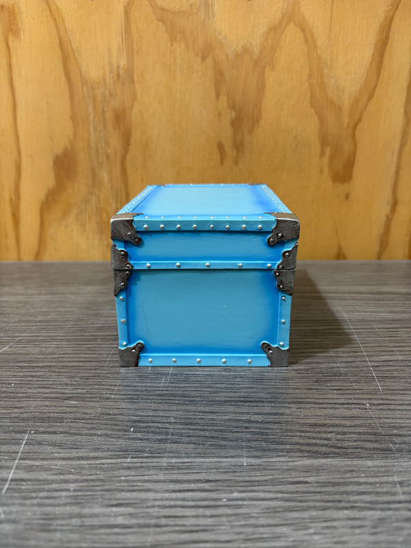 Musical Vacation Scene Trunk