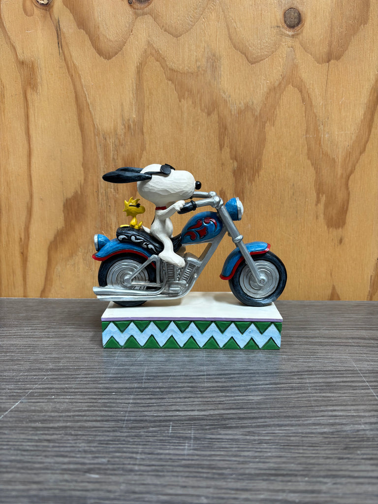 Peanuts by Jim Shore - Snoopy Riding Motorcycle