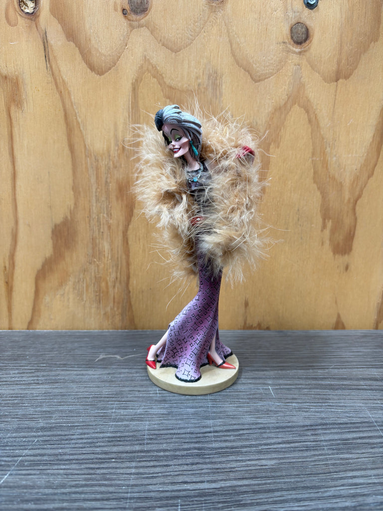 Disney Showcase Couture De Force - Cruella De Vil 60th Anniversary